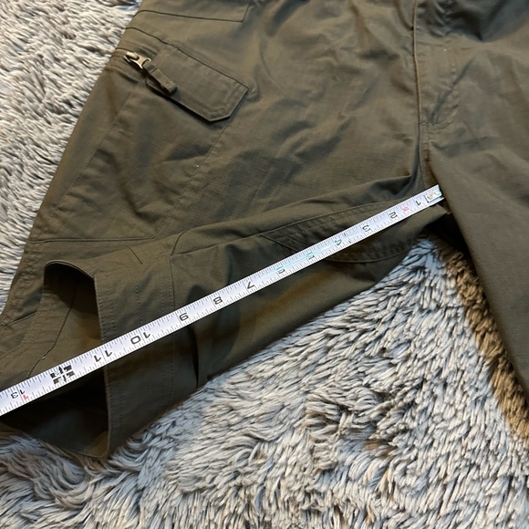 Helikon-Tex (URBAN TACTICAL SHORTS®) 11 - POLYCOTTON RIPSTOP Size 2XL Like New - Picture 3 of 7